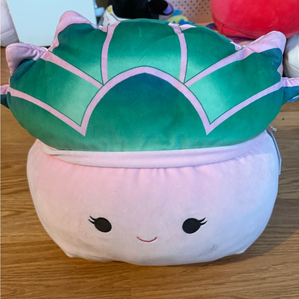 Squishmallows Afiyah plant